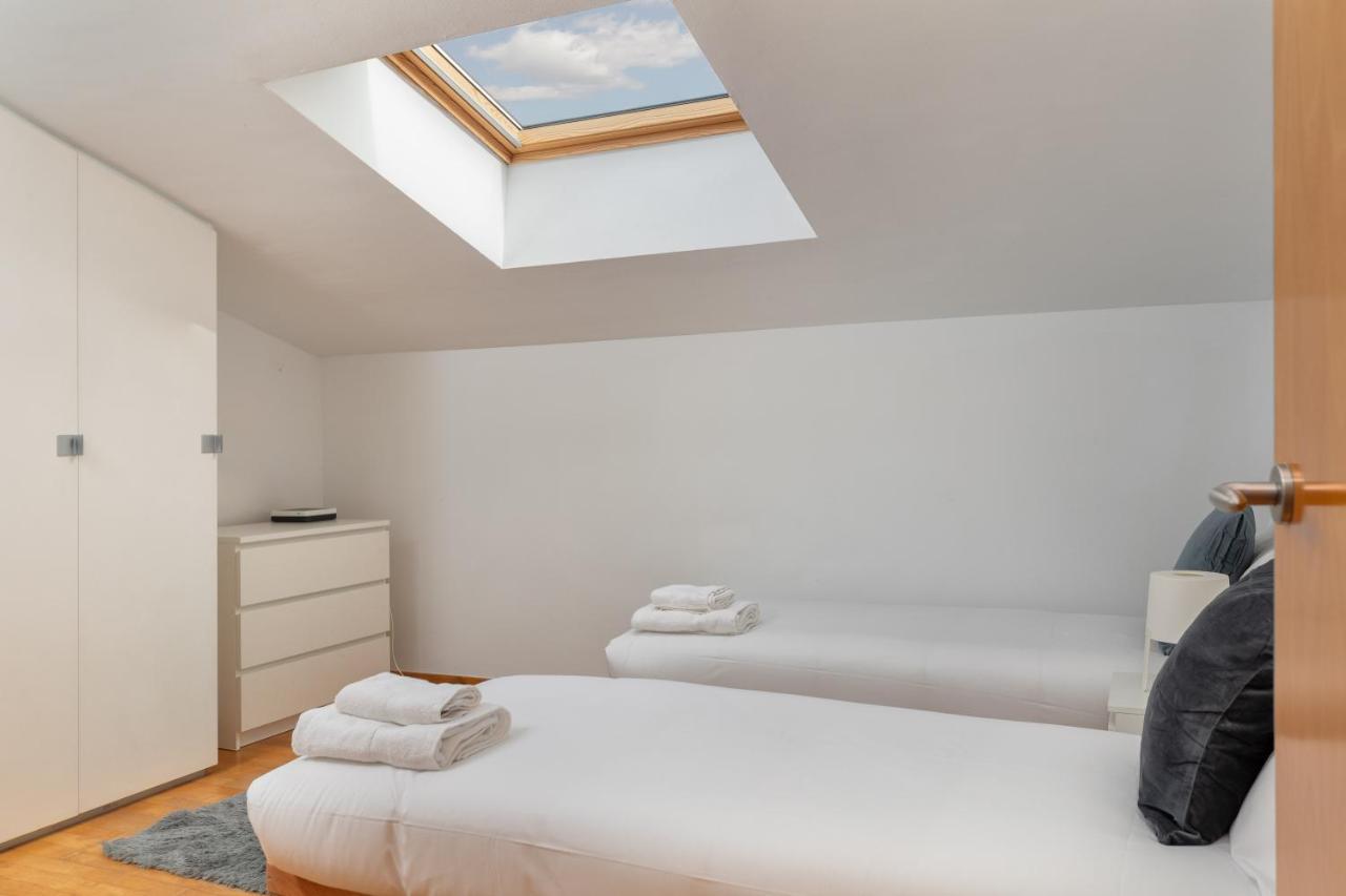 Flateli Cort Reial 7 Apartamento Girona Exterior foto
